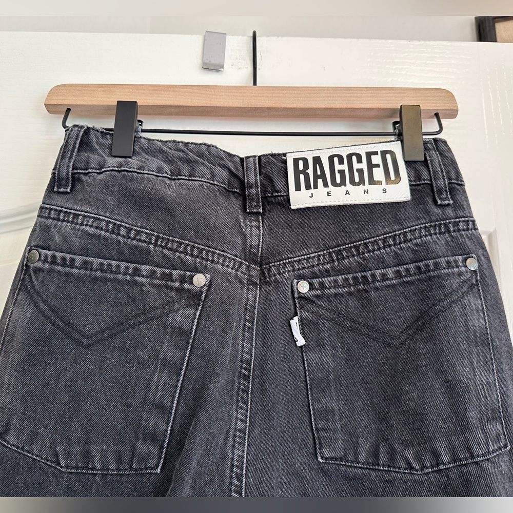 The Ragged Priest Butt Cut Jeans. Size: 26. Great condition 🖤 - Picture 11 of 11